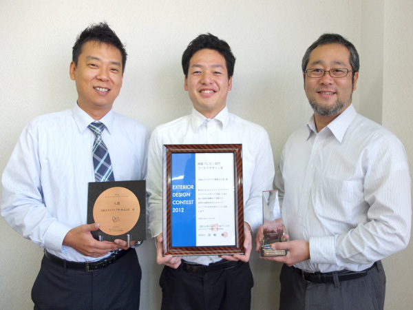 堺営業所 2012年 メーカーコンテストにて2作品が受賞。