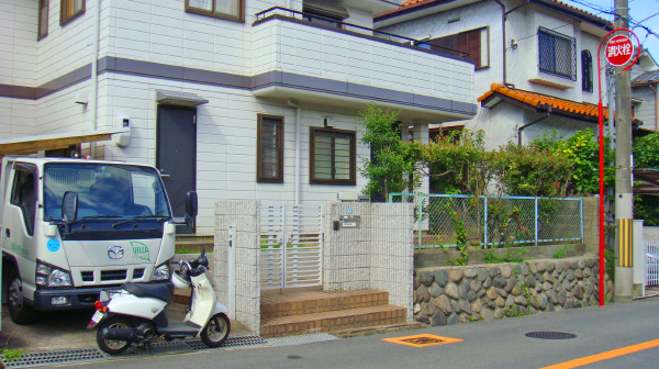ガレージスペースが使いやすいリフォーム – 大阪府豊中市 F様邸の施工前