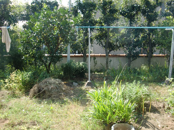 照り返しの少ない家庭菜園のあるお庭 – 大阪府豊中市 O様邸の施工前